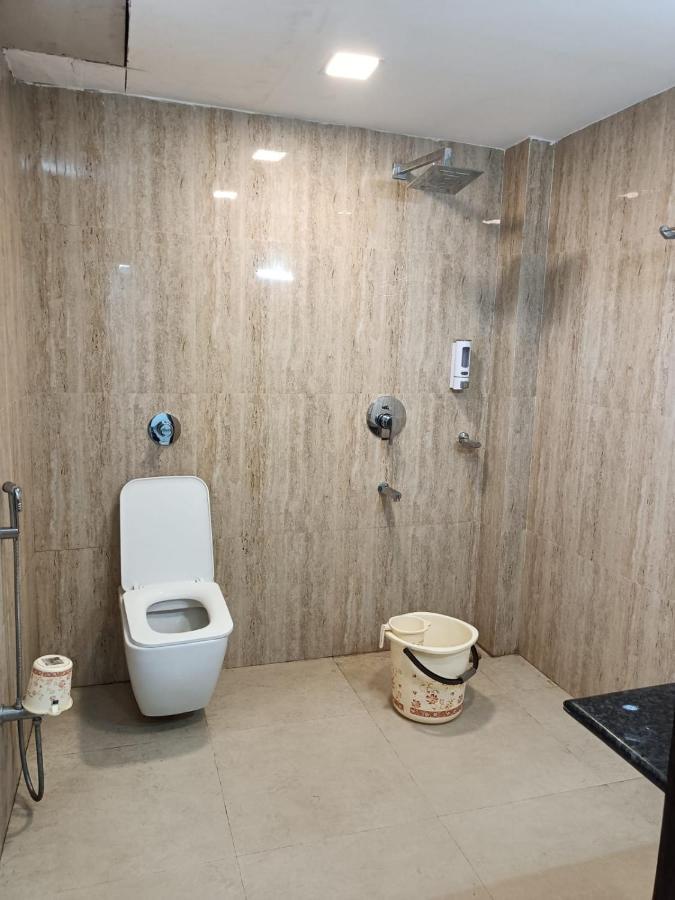 Kusum Hotel Dibrugarh Exterior photo