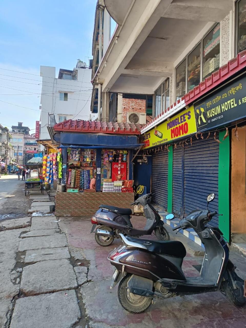 Kusum Hotel Dibrugarh Exterior photo