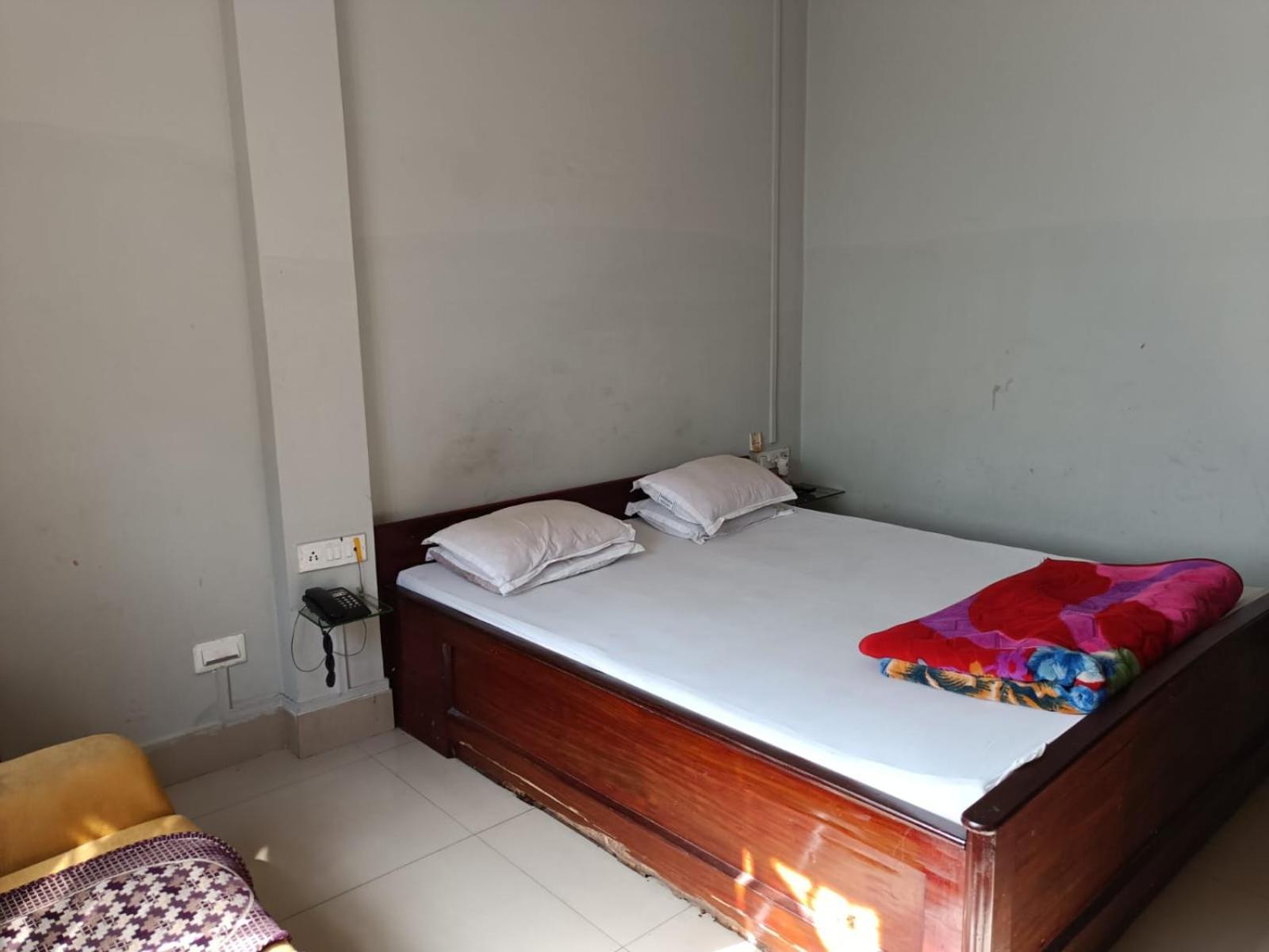 Kusum Hotel Dibrugarh Exterior photo